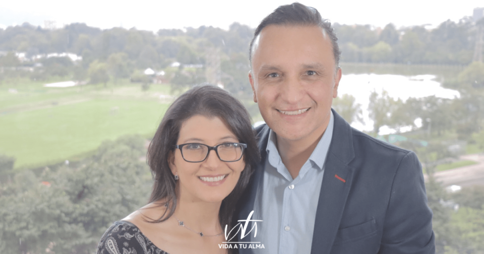 Por Qué Jesucristo Es El Centro de NUESTRO HOGAR?